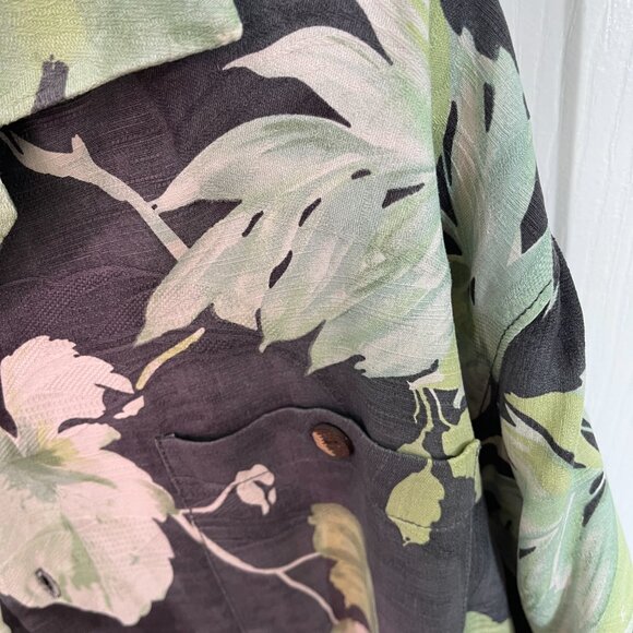 Tommy Bahama Grey Green Print Button-Down Shirt Large - Picture 4 of 5